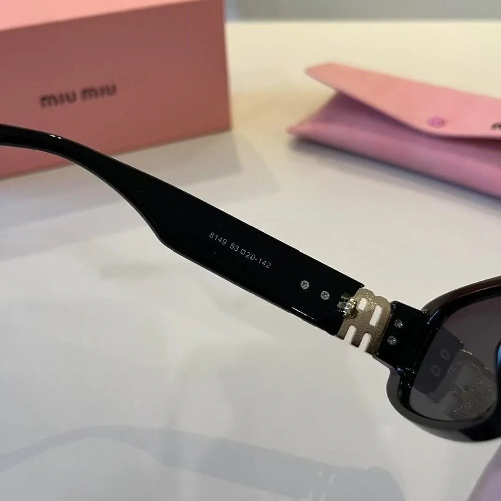 🐻Miu Miu Sunglasses - Picture 9 of 11